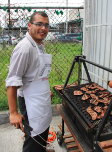 My brother Elimelec grilling the steaks -- Carne Arrachera -- for our 10th anniversary